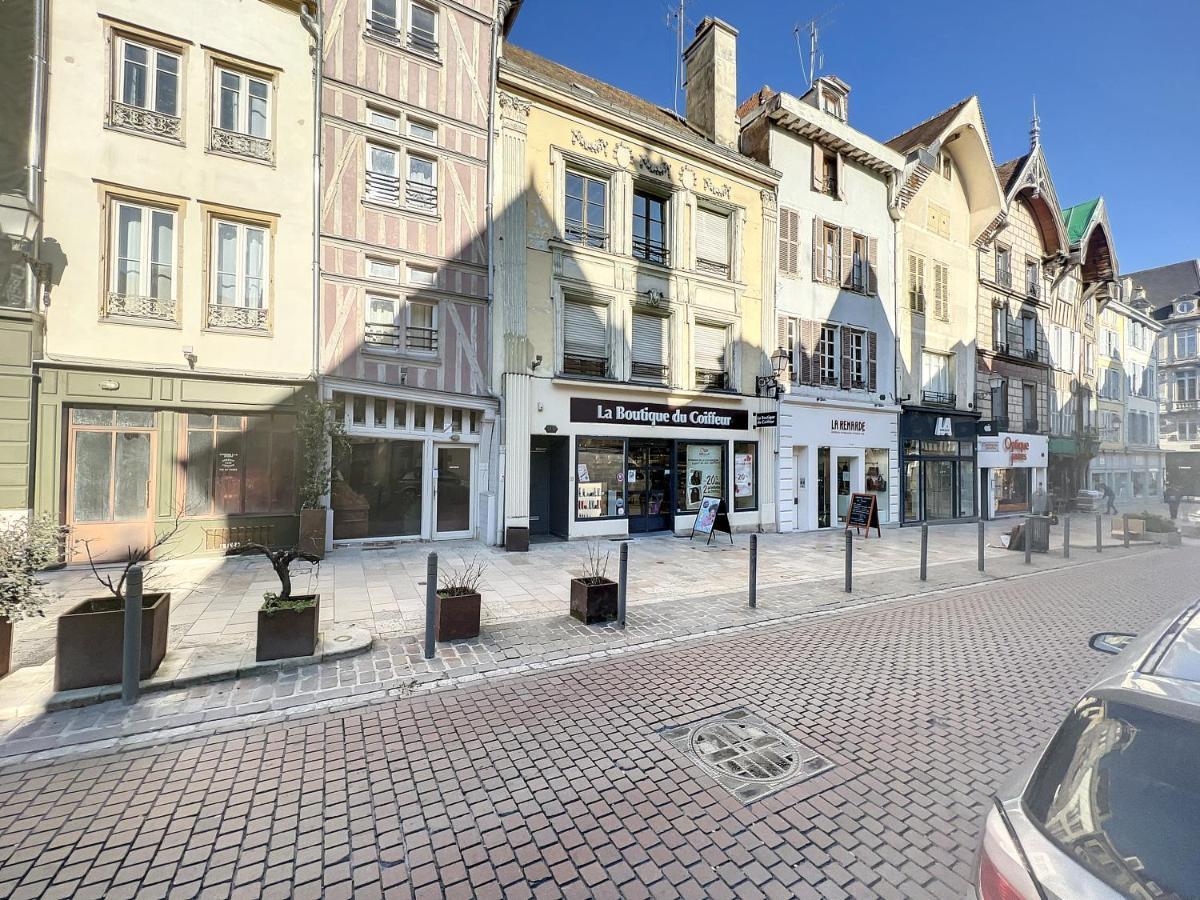 Appartement Les Terrasses Du Bouchon à Troyes Extérieur photo